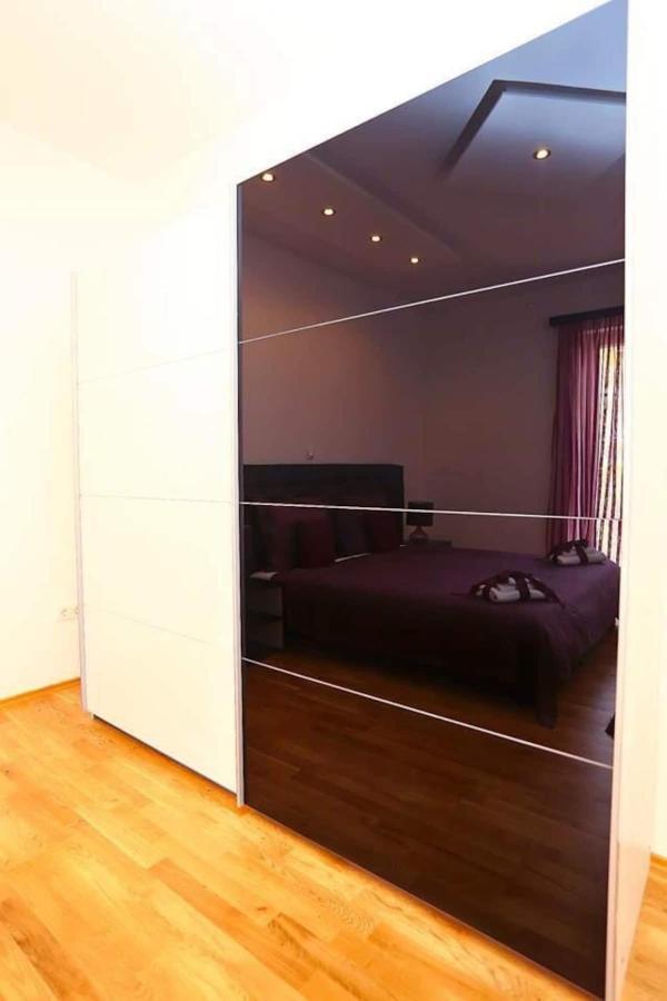 Split Central Retreat Екстер'єр фото
